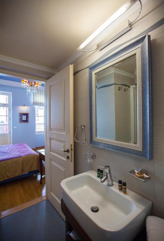 Kúpeľňa v ubytovaní Aetoma Hotel