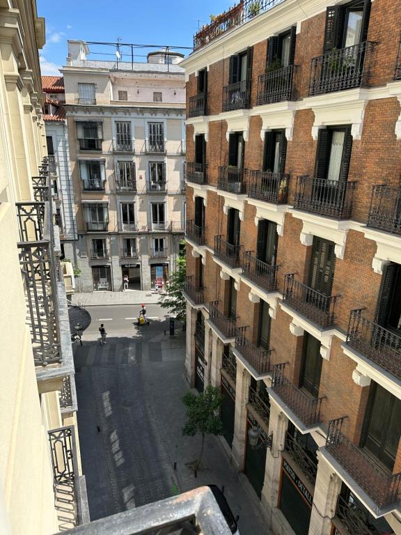 The building in which a vendégházakat is located