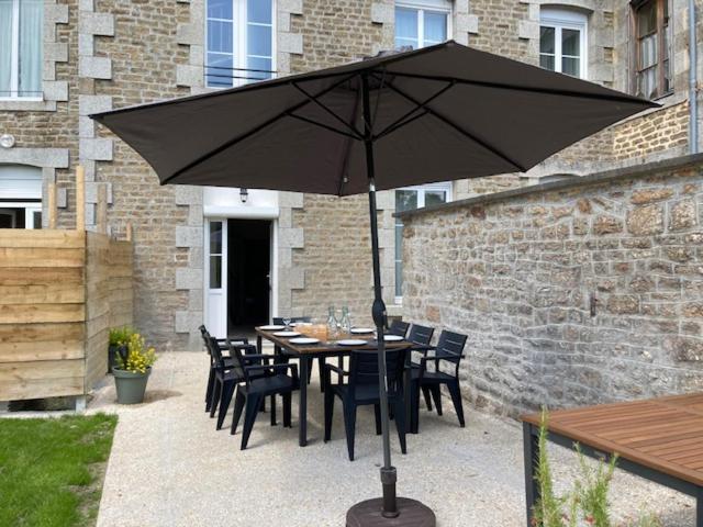 Patio alebo iná vonkajšia časť ubytovania Gîte de la Poste
