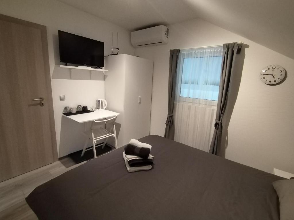 Sobe Tamaris - Budget Double Room