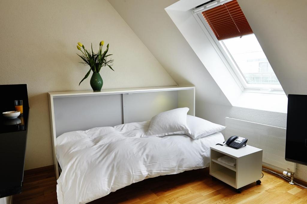 Residence Apartments by Hotel du Commerce - Resim 9