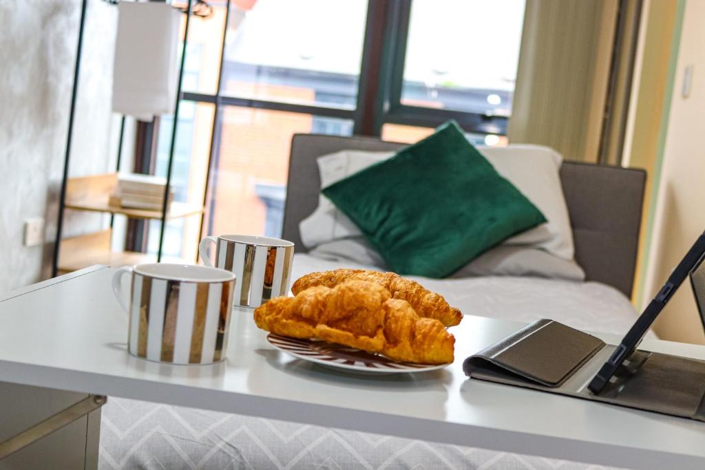 Duplex 2Bed Apartment in West Bromwich Birmingham, West Bromwich (updated prices 2024)