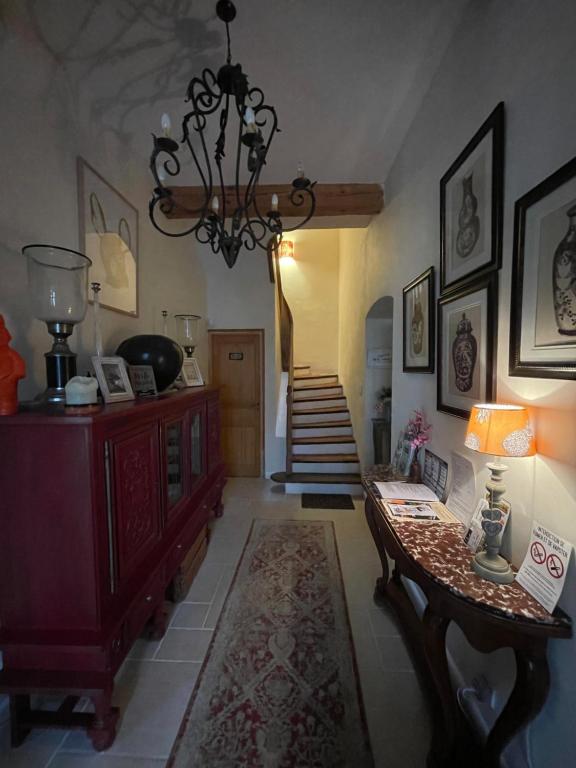Kuchyň nebo kuchyňský kout v ubytování L Ancien Moulin à Huile