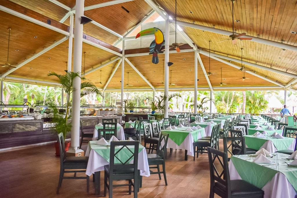 Restaurace v ubytování Barceló Tambor - All Inclusive