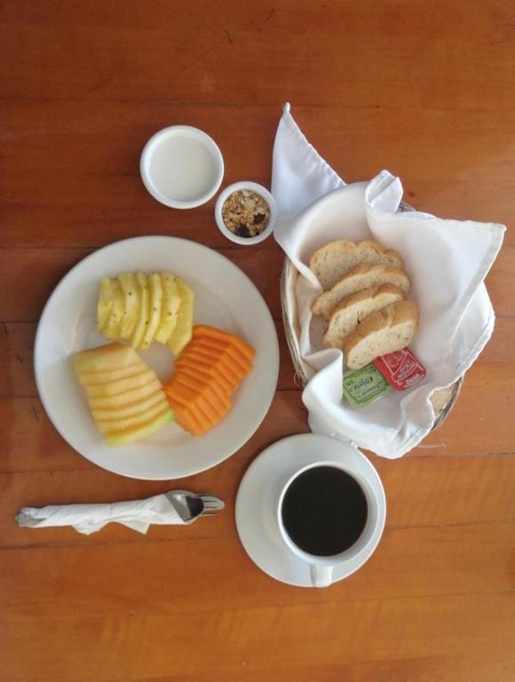 Comida no hotel ou em algum lugar perto