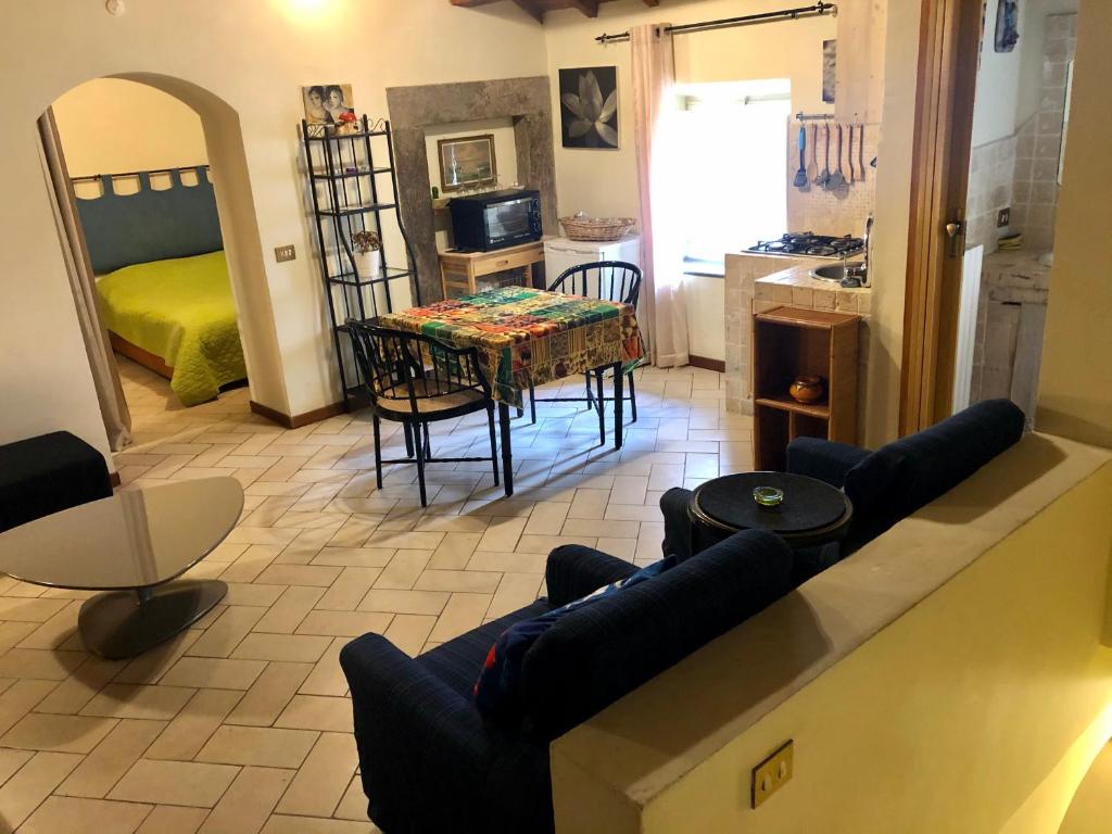 VITERBO ART APARTMENTS - One-Bedroom Apartment