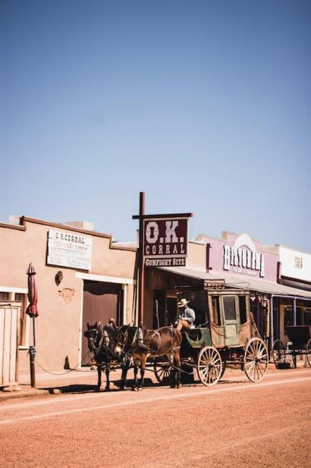 Fotografie z fotogalerie ubytování Silver Spur Homestead Luxury Glamping - The Cowboy v destinaci Tombstone