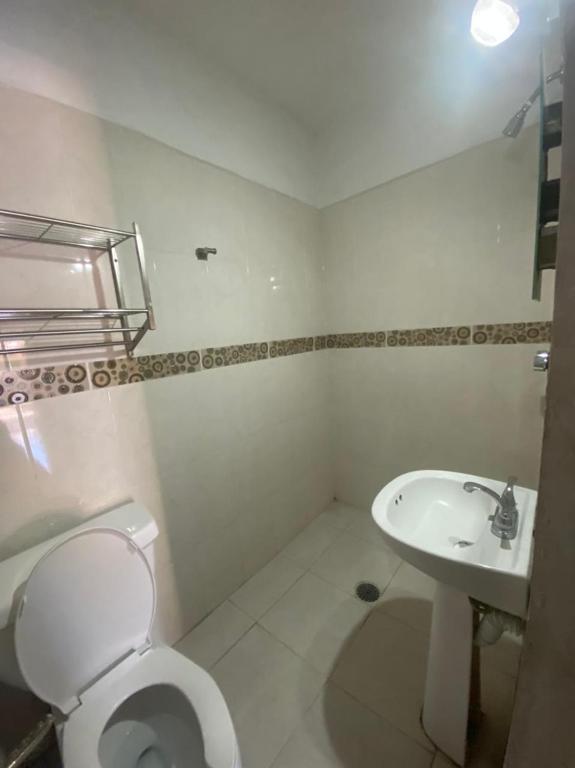 Koupelna v ubytování Hotel Abasolo Habitación doble