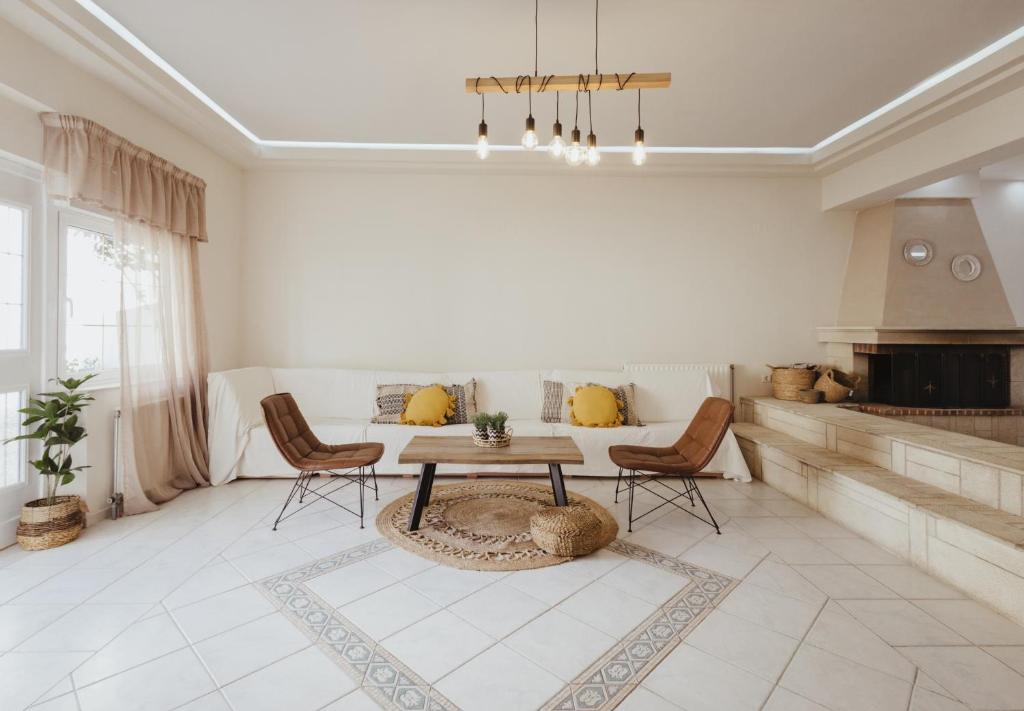 Część wypoczynkowa w obiekcie CITY CENTER VILLA HERSONISOS
