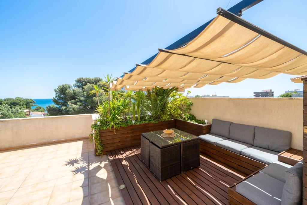 Apartamentos Hauzify I Apartament Mediterrani en Miami Platja, Cataluña