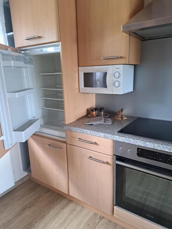 Kuchyň nebo kuchyňský kout v ubytování Ferienwohnung Heck