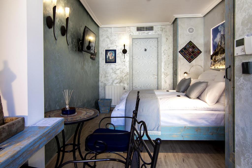 Boutique Hotel Sierra de Alicante - Double Room-Sierra Puig Campana