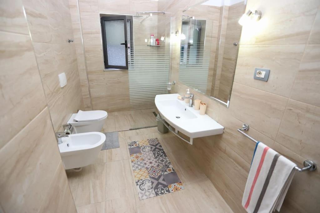 Tirana Appartment City Center - Image 3