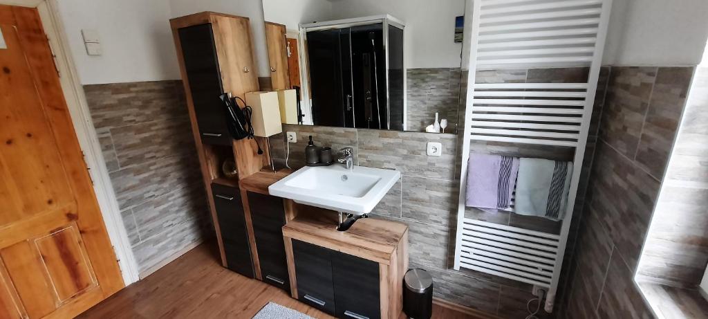 Kuchyň nebo kuchyňský kout v ubytování Hexenhäuschen