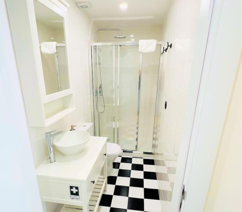 ESTÚDIO 81 junto à Sinagoga - 14