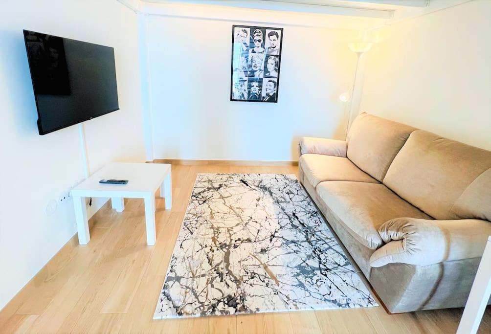 ESTÚDIO 81 junto à Sinagoga - 7