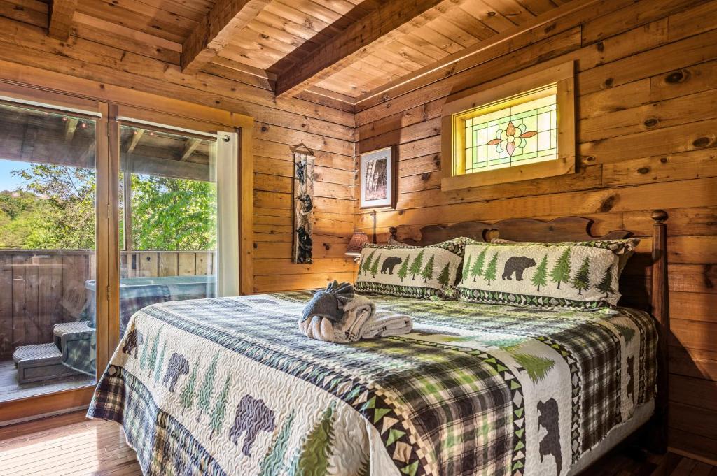 Romantic log cabin with hot tub photo