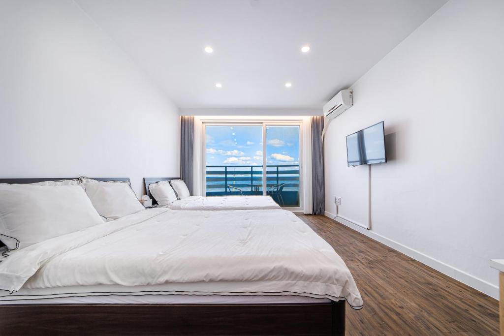 Sky Sea Pension - Deluxe Twin Room With Sea View (401)