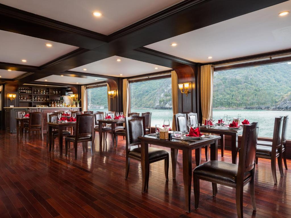 Aqua Of The Seas Cruise Halong by AHG - 3