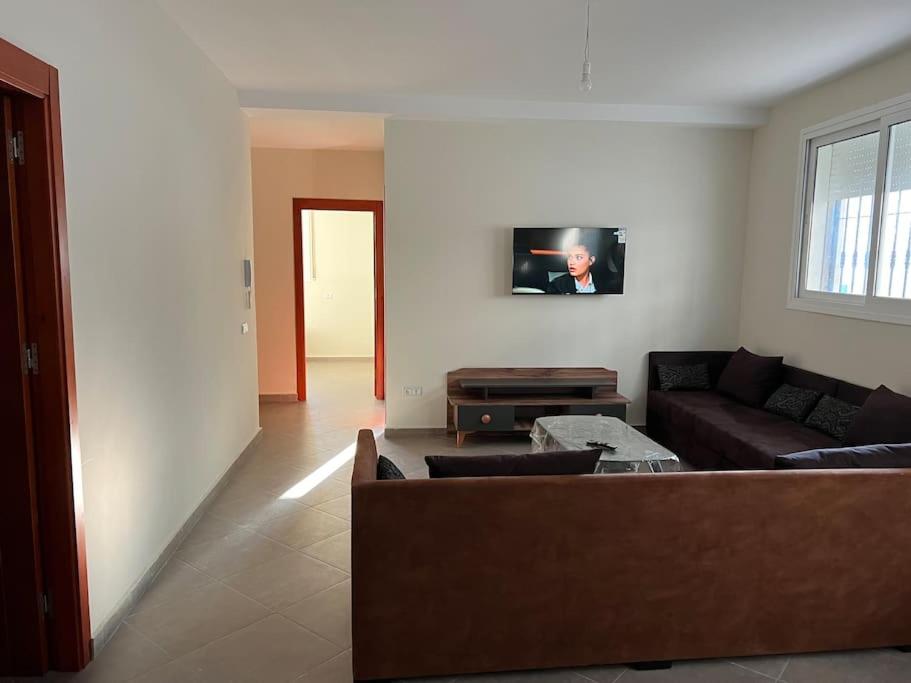 TV a/nebo společenská místnost v ubytování Location meublée Martil