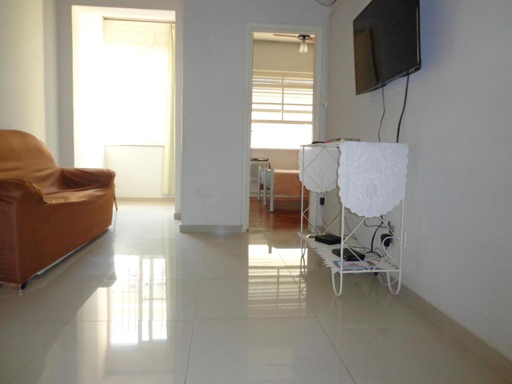  Duvivier Apartment