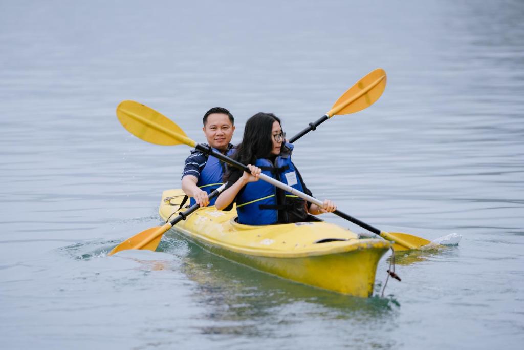 Os clientes hospedados em Aqua Of The Seas Cruise Halong