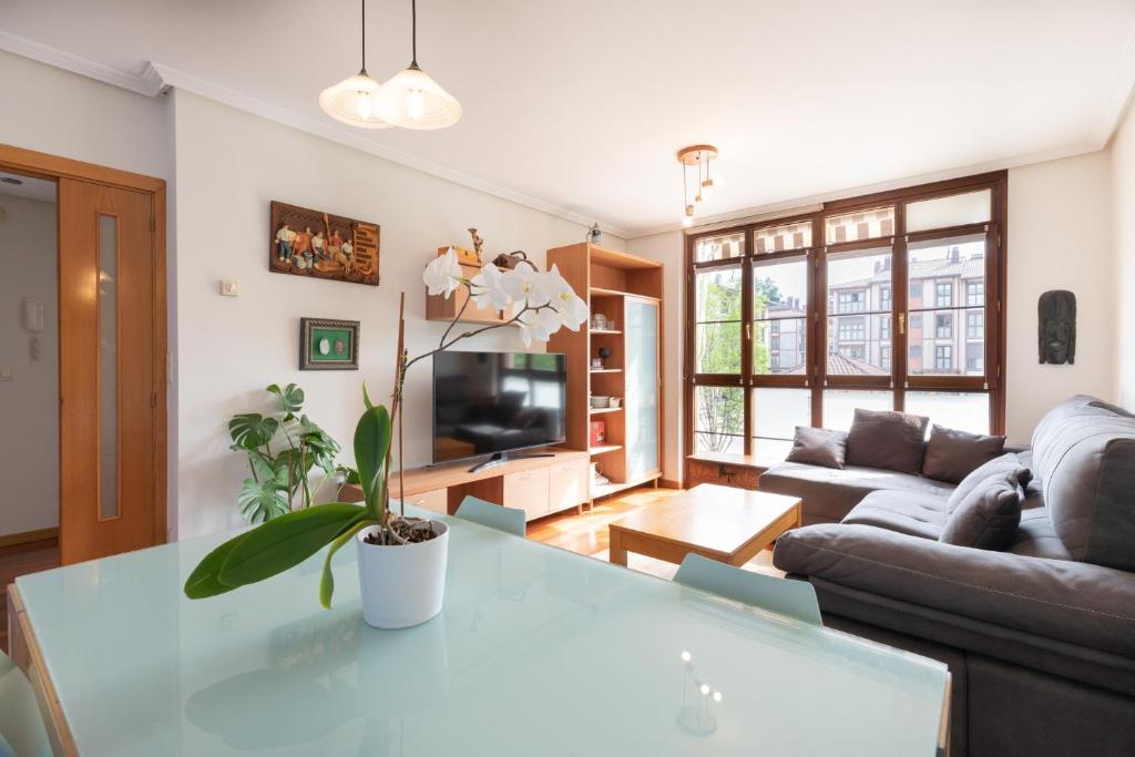 Apartamentos Eihera - baskeyrentals en Irún, País Vasco