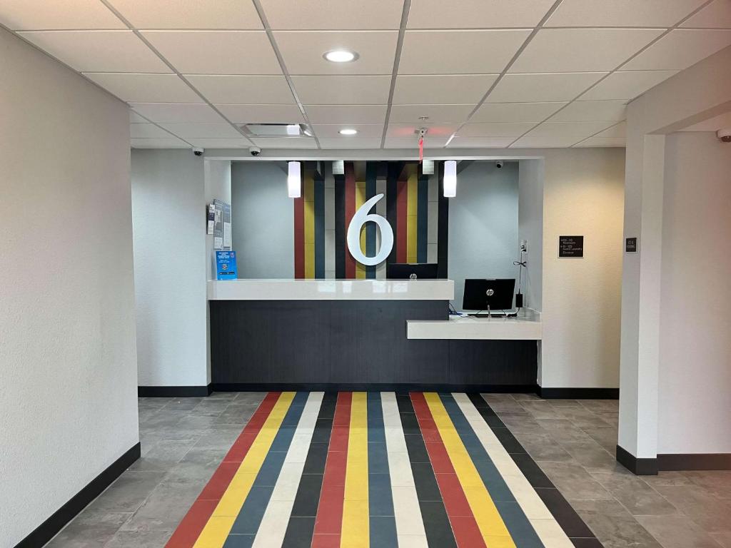 Motel 6 Fort Worth TX Lake Worth photo