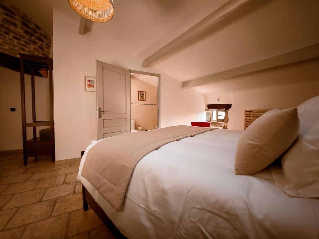 Les Lauriers Roses - Maison d'Hôtes - Double Room With Private Bathroom