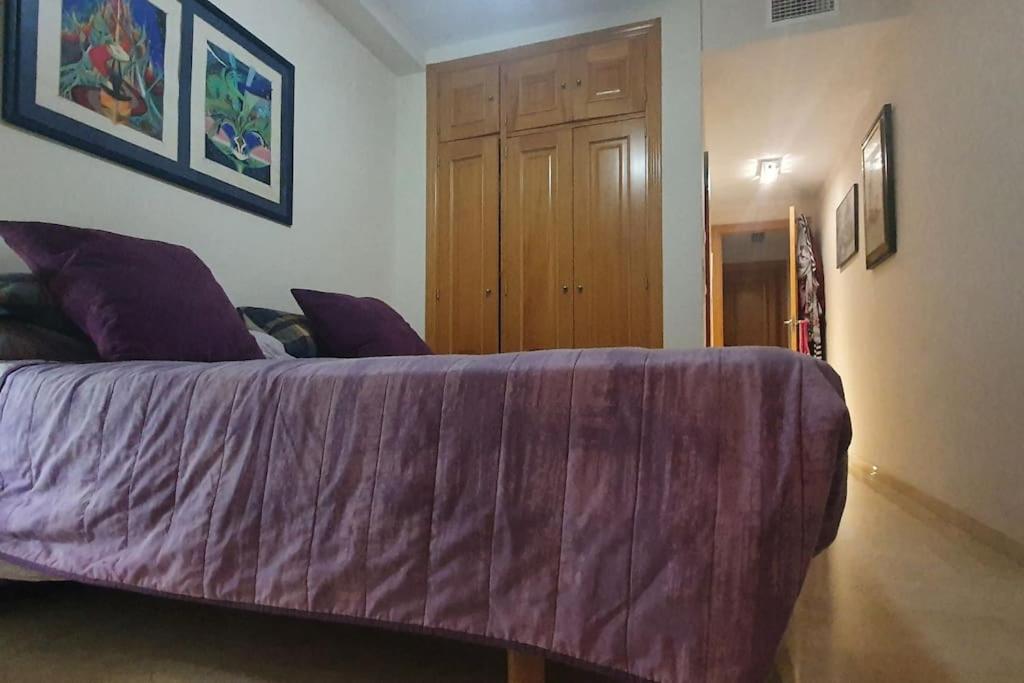 Posteľ alebo postele v izbe v ubytovaní Ideal Apartamento Manilva Playa