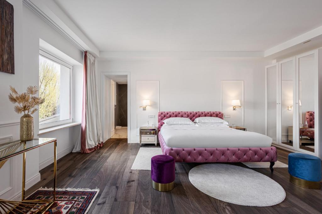 
Suite with City View
