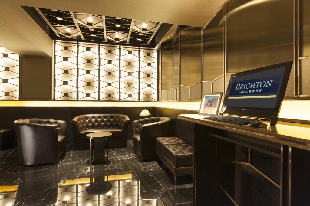 TV a/nebo společenská místnost v ubytování Brighton Hotel Hong Kong