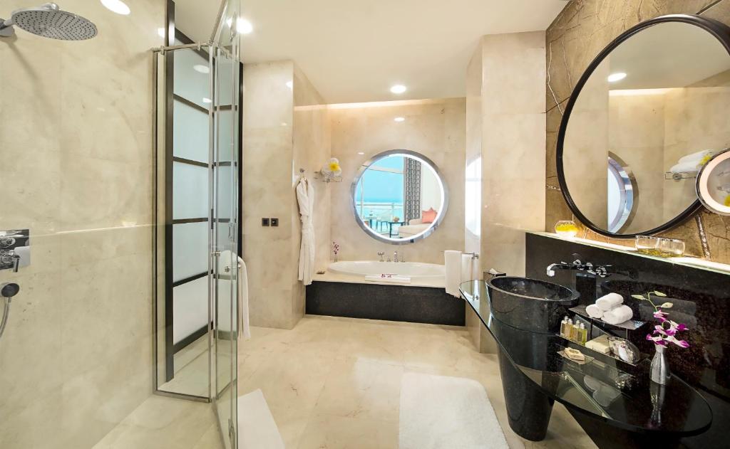 Al Raha Beach Hotel - Grand Gulf View Room King Rey Free Daily Shuttle Bus A Yas Attractions, Yas Mall Y Gran Mezquita