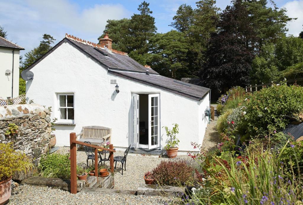 The Dairy Pembrokeshire, Dinas (updated prices 2024)