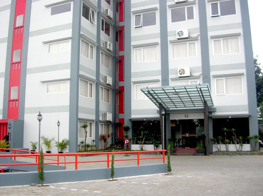 Bangunan di mana terletaknya hotel