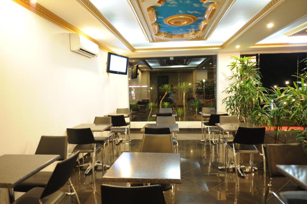 Ruang duduk di Wirton Hotel