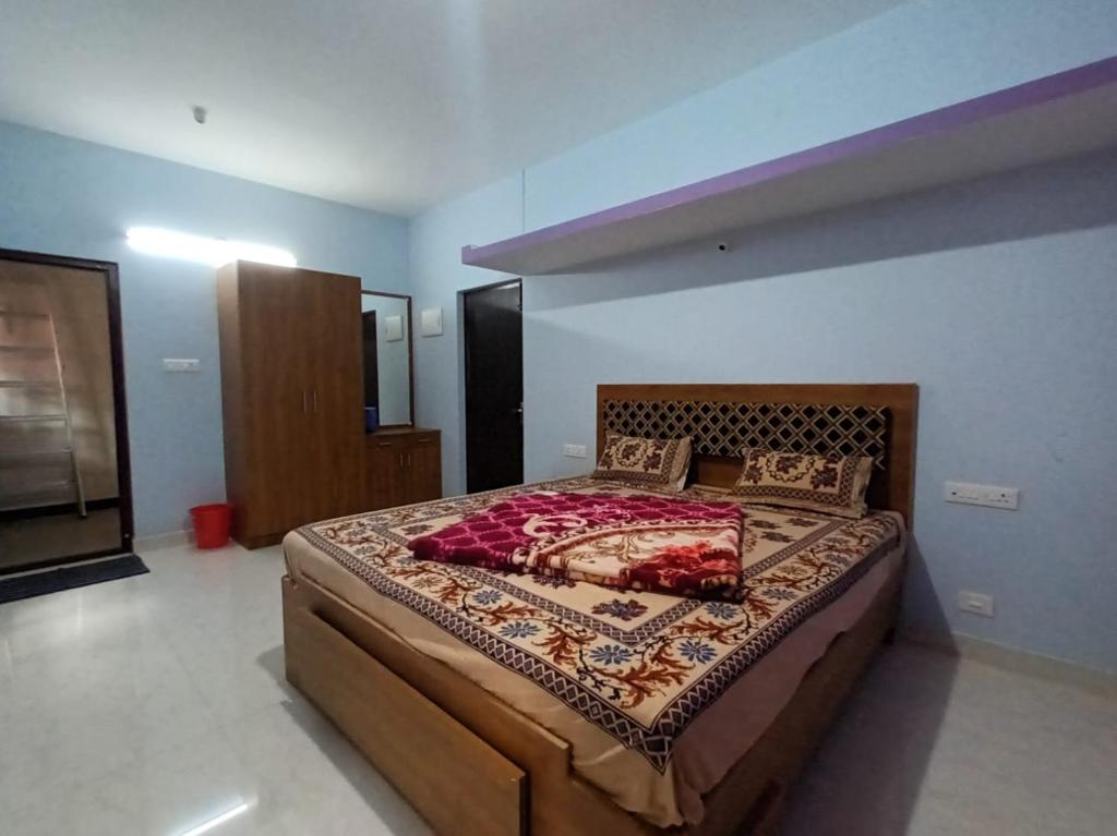 Karpagam Residency - Habitación Doble Estándar
