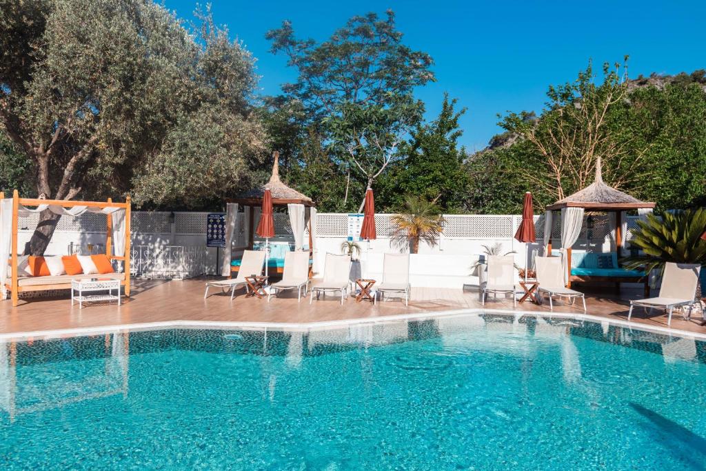 Bazén v ubytování Bronze Hotel nebo v jeho okolí