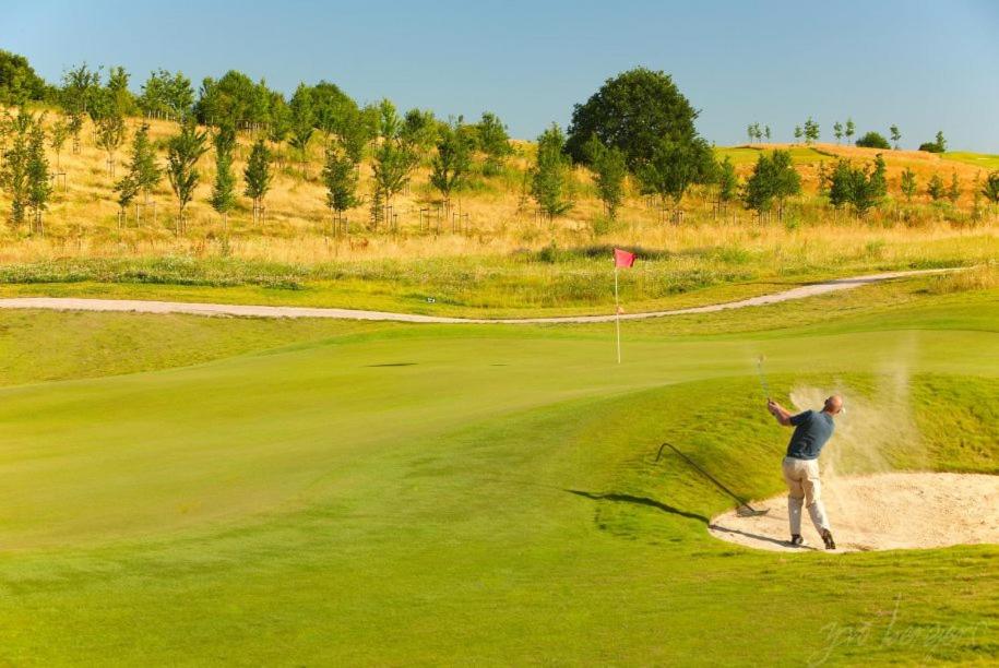 Golf v prázdninového domu nebo okolí
