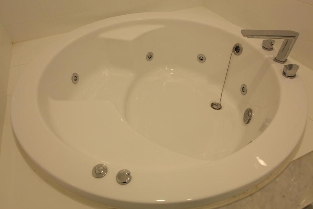 Koupelna v ubytování Yuwon Hotel