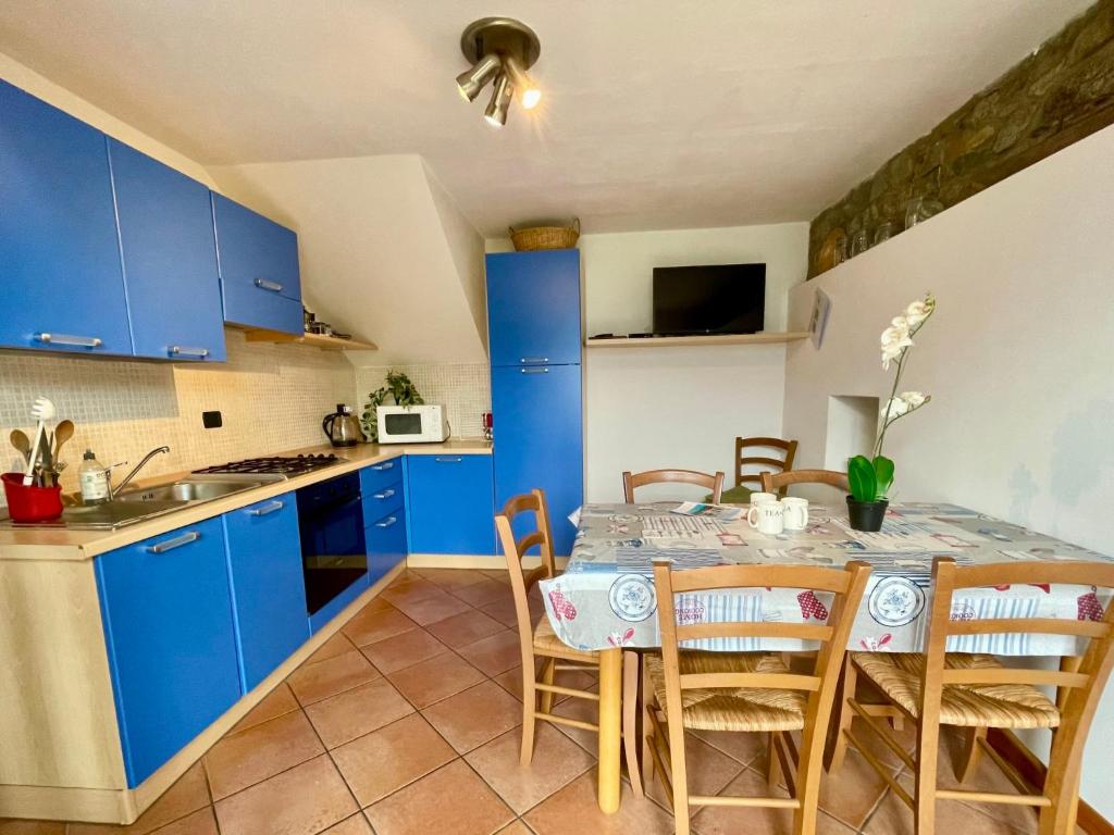 Kuchyň nebo kuchyňský kout v ubytování Apartment Cà del Fritz by Interhome