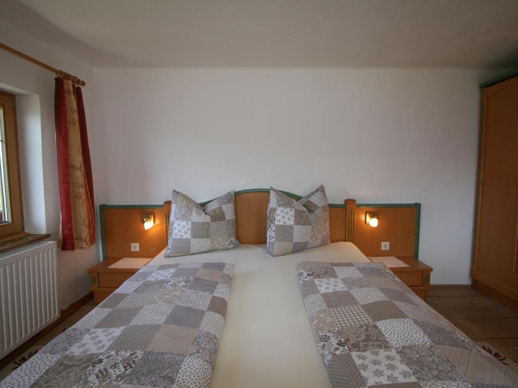 Postel nebo postele na pokoji v ubytování Apartment Tom by Interhome
