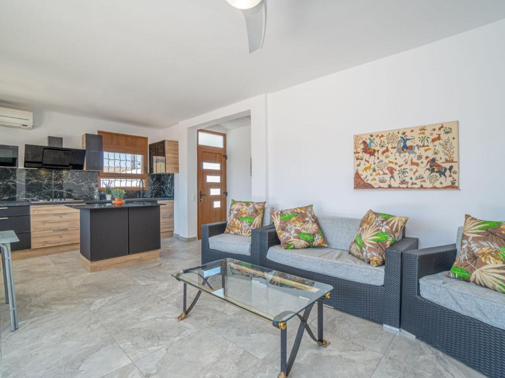Kuchyňa alebo kuchynka v ubytovaní Holiday Home Cala by Interhome