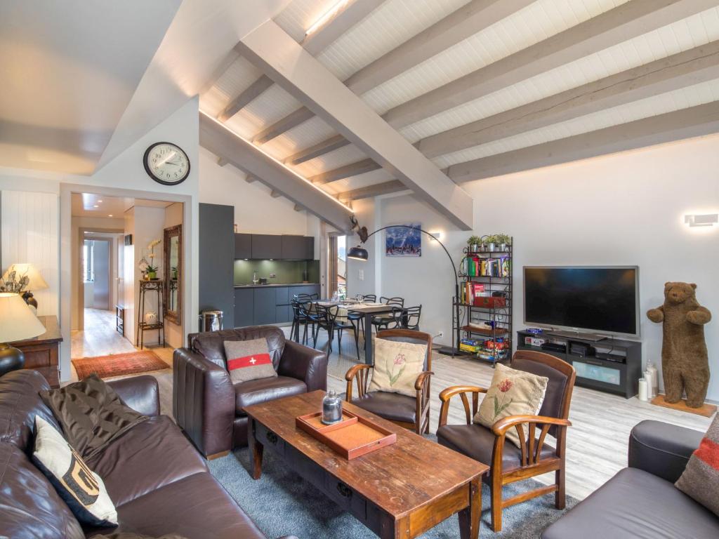 Apartment Tsaumiau A22 by Interhome
