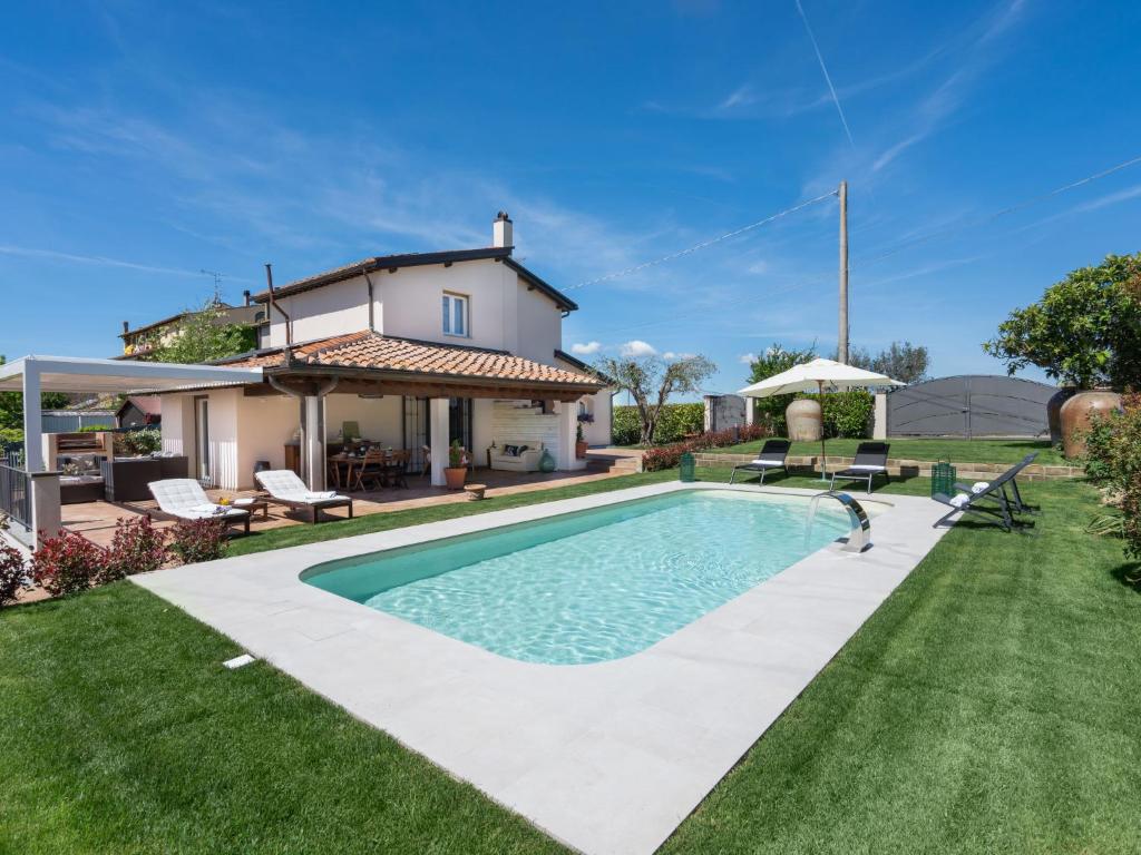 Πισίνα στο ή κοντά στο Holiday Home La Pace by Interhome