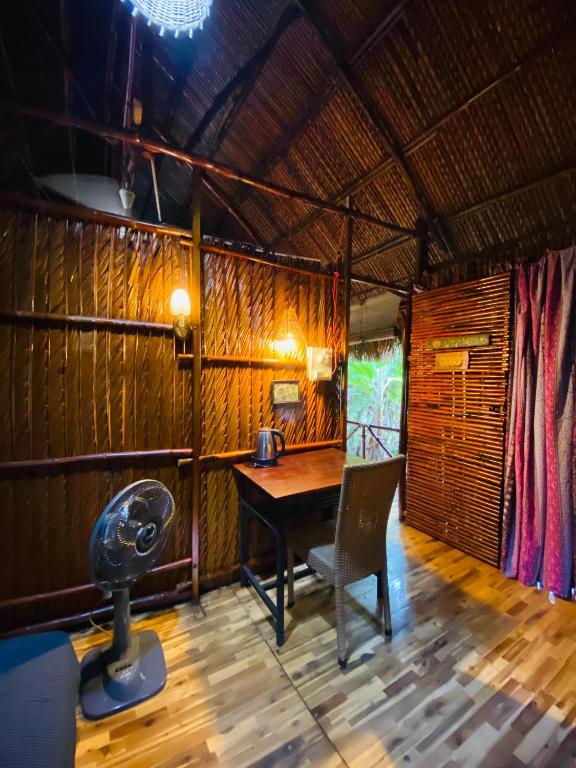 Saigon Garden Homestay - Chambre Queen Avec Salle De Bain Partagée