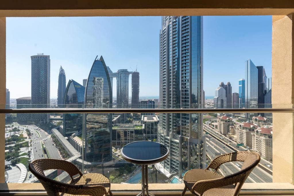 SuperHost EMAAR Residences Fashion Avenue - Address Dubai Mall - Deluxe Studio