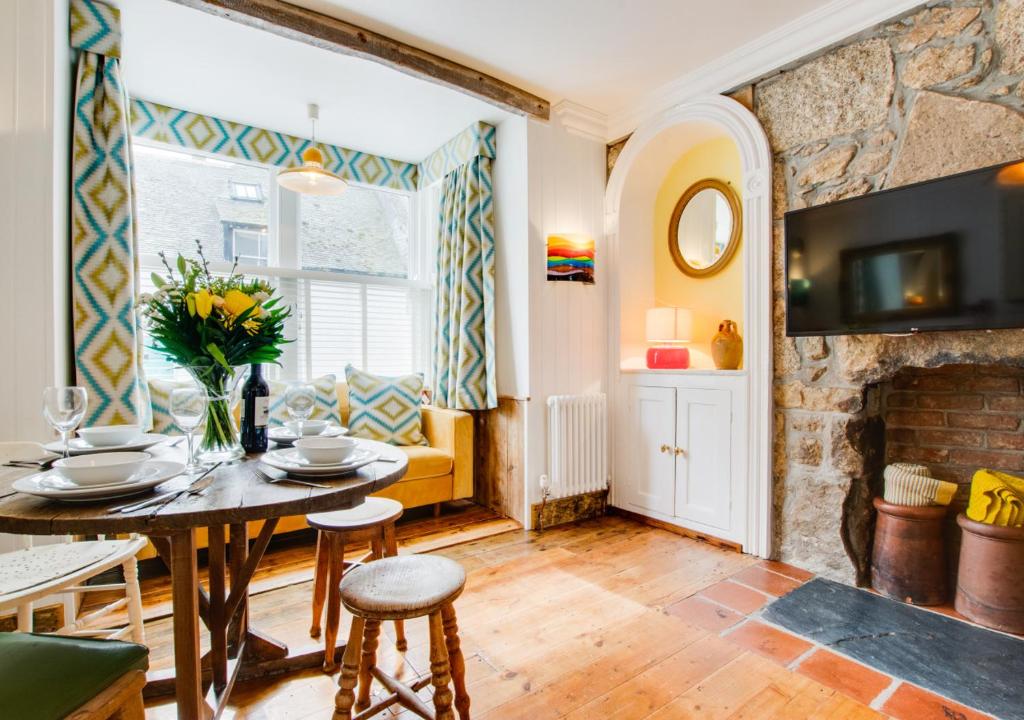 Sundown Street an Pol, St Ives (updated prices 2024)