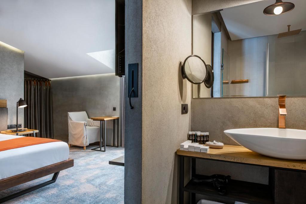 Koupelna v ubytování IOTA Hotel Tbilisi