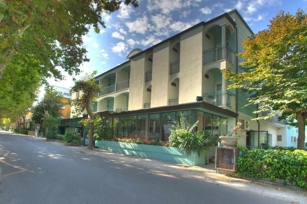 Budova, kde se hotel nachází